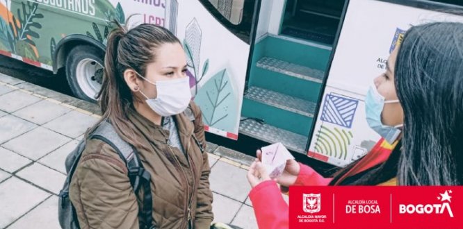 La Secretaría de Gobierno en coordinación con La Alcaldía local de Bosa los invita a que se acerquen a la ruta de los Derechos Humanos que estará en diferentes barrios de la localidad, este jueves 1 de octubre la ruta estará primero en la Plaza Fundacional CL 59 Sur # 16 de (2:00 – 5:00 pm) y luego en el Centro de Desarrollo Comunitario (CDC) Cra 100 # 52 – 24 Sur (6:00 – 8:00 pm).  La Ruta de los Derechos Humanos es un bus que funciona como una oficina móvil, cumpliendo todos los protocolos de bioseguridad